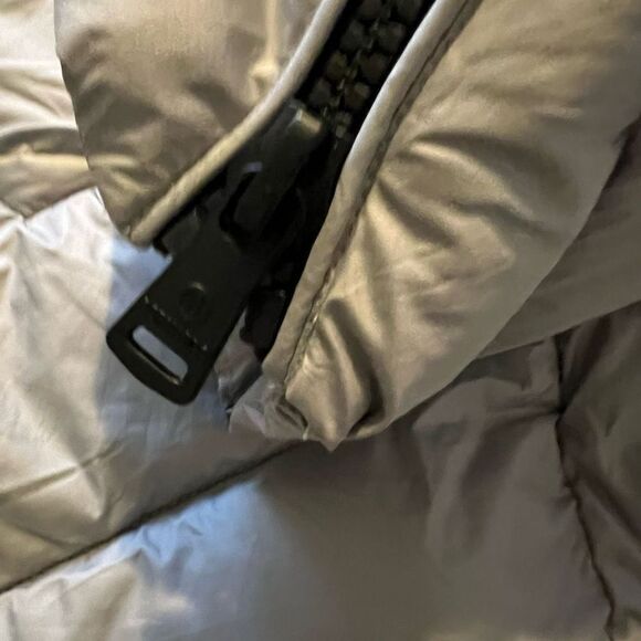 Bernardo gray puffer zip-up jacket size xl - Picture 6 of 6